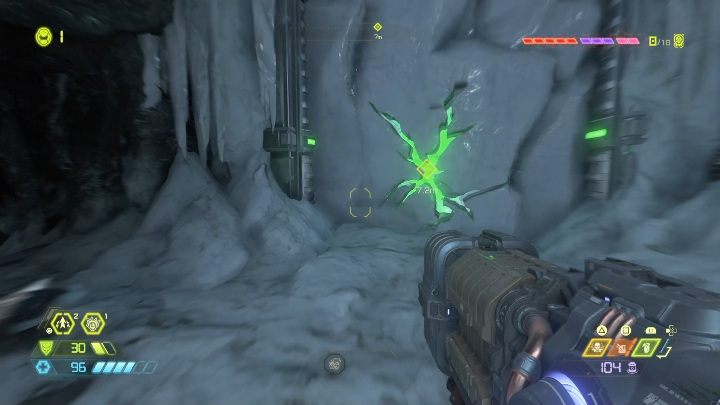 Aby dostać się do figurki musisz wdrapać się po ścianie i zniszczyć dwie naruszone blokady - Doom Eternal: Baza kultystów | Mapa sekretów, znajdźki - Doom Eternal - poradnik do gry