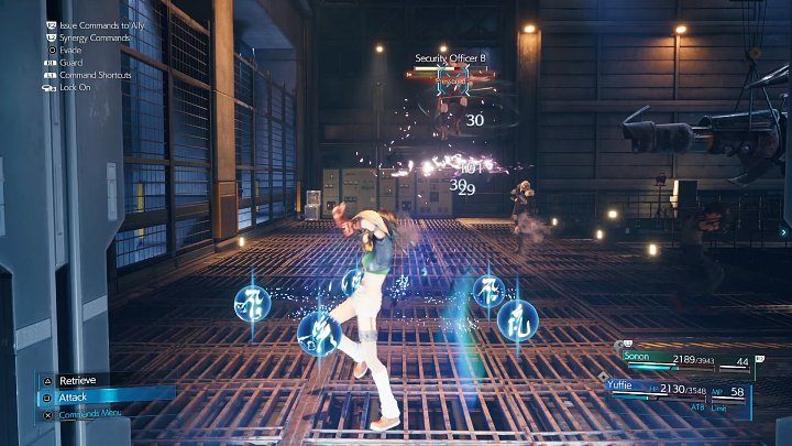 W następnym pomieszczeniu czeka na Was komitet powitalny złożony z kilku zwykłych żołnierzy, którzy nie powinni przysporzyć Wam żadnych problemów - Final Fantasy VII Remake Intermission: Find That Materia - solucja - Final Fantasy VII Remake - poradnik do gry