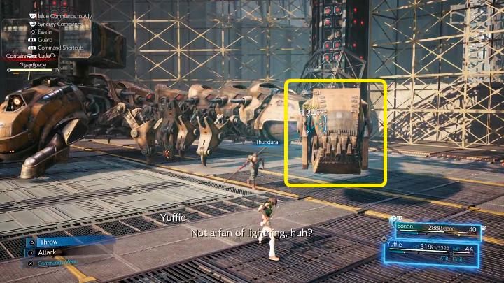 Po rozpoczęciu walki skupcie się na atakowaniu ogona Gigantipede - korzystajcie z ataków zasięgowych Yuffie (wyrządzają obrażenia typu Lightning), a po naładowaniu ATB używajcie Thunder/Thundara na ogonie bossa, aby nałożyć na niego status Pressured - Final Fantasy VII Intermission: Gigantipede - boss, jak pokonać - Final Fantasy VII Remake - poradnik do gry
