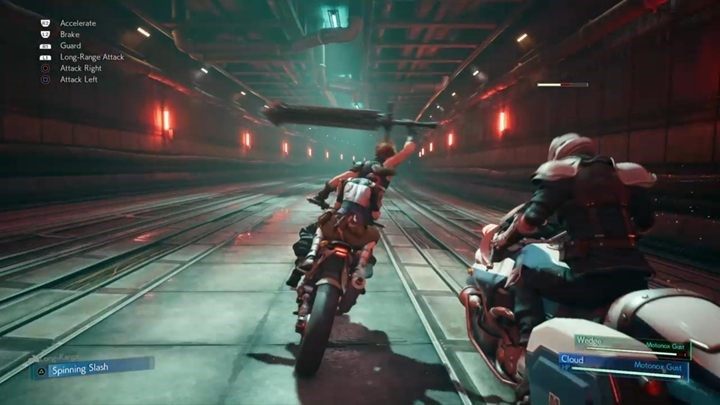 Pierwszy etap tego zadania to jazda motorem i walka z wrogami, którzy będą Cię ścigać - Final Fantasy VII Remake: Mad Dash - solucja - Final Fantasy VII Remake - poradnik do gry