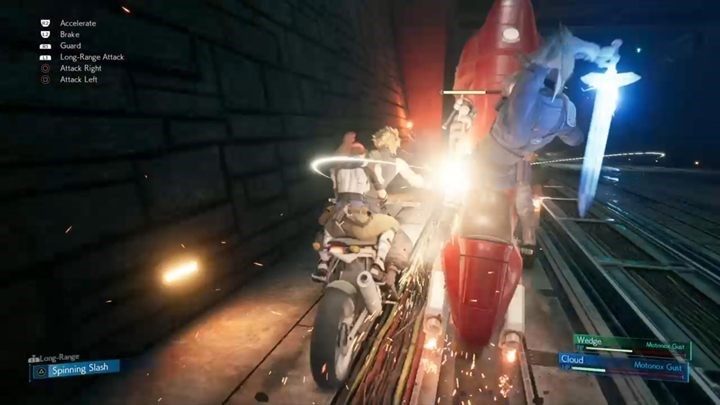 Pod koniec jazdy zjawi się Roche - członek elitarnej jednostki Solider, który będzie znacznie bardziej wymagającym wrogiem - Final Fantasy VII Remake: Mad Dash - solucja - Final Fantasy VII Remake - poradnik do gry