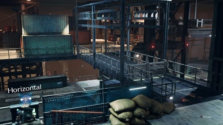 Skorzystaj z panelu sterowania suwnicą, by przesunąć mostek w prawo, a dotrzesz do skrzyni z turbo ether - Final Fantasy VII Remake: Light the Way - solucja - Final Fantasy VII Remake - poradnik do gry