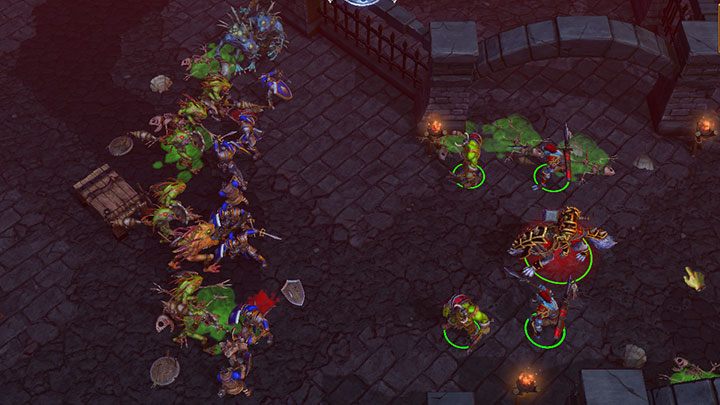 Gdzie dwóch się bije, tam trzeci korzysta - poczekaj, aż jedna ze stron zacznie zyskiwać przewagę i zacznij pomagać słabszej frakcji, aby pokonać obie grupy przeciwników. - Ponad Płomieniami | Solucja Warcraft 3 Reforged - Warcraft 3 Reforged - poradnik do gry