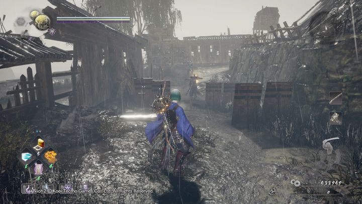 Po prawej stronie znajduje się mały budynek, w którym znajduje się jeden przeciwnik, pokonaj go i otwórz bramę, aby mieć odblokowany skrót - Nieokiełznana woda | Solucja NiOh 2 - NiOh 2 - poradnik do gry