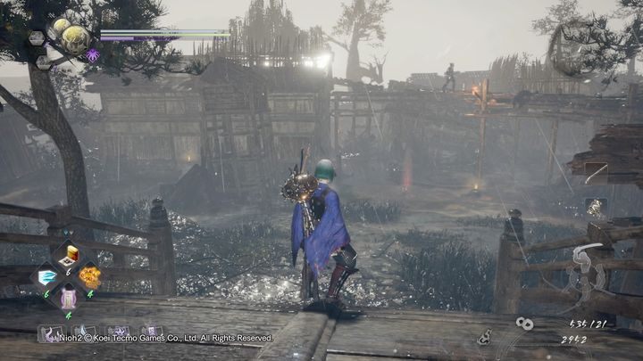 Warto jest ich wystrzelić po kolei, najlepiej zacząć od przeciwnika na górze, gdyż może on zawyć w róg i zwołać pobliskich przeciwników, aby zaczęli ciebie atakować - Nieokiełznana woda | Solucja NiOh 2 - NiOh 2 - poradnik do gry