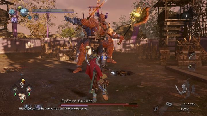 Ryomen Sukuna (pomarańczowy) może wykorzystać również Burst Attack, który polega na tym, że zaczyna się kręcić wokół własnej osi z dużą prędkością - NiOh 2: Ryomen Sukuna - boss - NiOh 2 - poradnik do gry