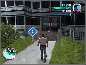 W domku przy płazy, nieopodal portu, przy głównym wejściu (schody) czeka paczka - Numer 1-5 Hidden Packages - Grand Theft Auto: Vice City - poradnik do gry