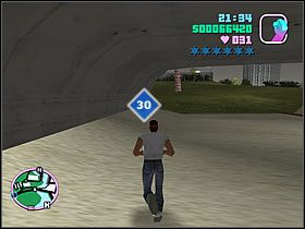 Pod mostem prowadzącym do klubu golfowego znajdziesz kolejny pakunek - Numer 26-30 Hidden Packages - Grand Theft Auto: Vice City - poradnik do gry