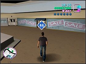 Będąc dalej we wnętrzu centrum handlowego, udaj się na piętro nad wejście od ulicy biegnącej od klubu Malibu - Numer 41-45 Hidden Packages - Grand Theft Auto: Vice City - poradnik do gry