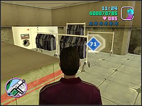 Na skrzyżowaniu wskazanym na mapie jest pralnia - Laundromat - Numer 71-75 Hidden Packages - Grand Theft Auto: Vice City - poradnik do gry