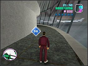 Wejdź do wewnętrznej części terminalu lotniska - Numer 96-100 Hidden Packages - Grand Theft Auto: Vice City - poradnik do gry