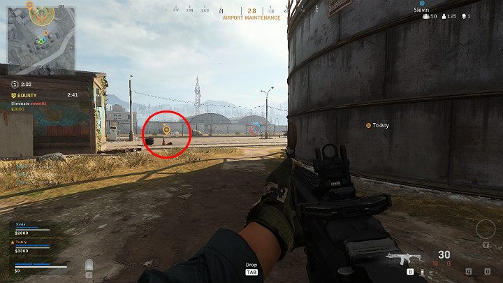 Aby użyć znacznika przemieszczania się wystarczy skierować postać w odpowiednim kierunku i raz wcisnąć przycisk odpowiedzialny za ping - Warzone: Komunikacja - Call of Duty Warzone - poradnik do gry