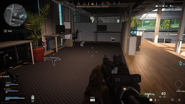 Skupcie się na zdobyciu potrzebnego uzbrojenia, jak broń główna i pomocnicza, amunicja, płytki pancerza do uzupełnienia zbroi oraz gotówki - Warzone: Przebieg meczu - Call of Duty Warzone - poradnik do gry