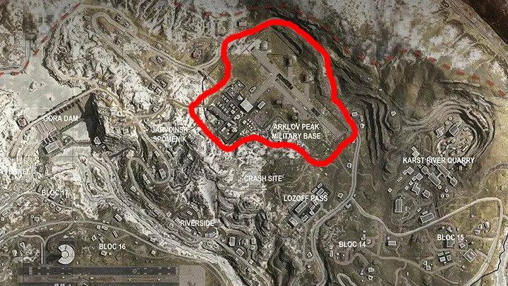 Broni i innego uzbrojenia szukajcie w skupisku budynków znajdującym się przy klifie - Warzone: Arklov Peak Military Base - informacje, uzbrojenie - Call of Duty Warzone - poradnik do gry