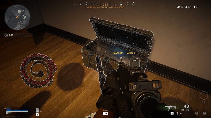 Skrzynki możesz w bardzo prosty sposób zlokalizować, ponieważ wydają charakterystyczny dźwięk, gdy znajdują się w pobliżu - Warzone: Levelowanie - jak? Wyzwania, doświadczenie, loot, modyfikacje - Call of Duty Warzone - poradnik do gry