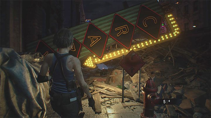 Po znalezieniu się w bocznej alejce podejdź do zwłok policjanta - Jill zdobędzie pistolet G19 - Resident Evil 3: Mieszkanie Jill i ucieczka solucja, opis przejścia - Resident Evil 3 - poradnik do gry