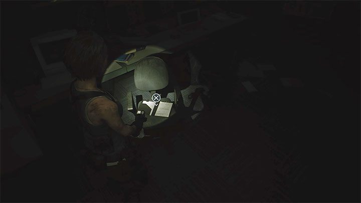 Instrukcja leży na krześle obrotowym w pomieszczeniu kontrolnym Subway Office, czyli tym, które odwiedza się z zamiarem przywrócenia dostaw prądu - Resident Evil 3: Biuro stacji metra sekrety, znajdźki - Resident Evil 3 - poradnik do gry