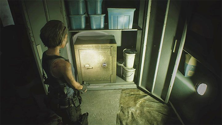 Sejf znajdziesz obok opisanego powyżej dokumentu w budynku mieszkalnym w Downtown i dzięki otwarciu go pozyskasz ulepszenie broni Dot Sight dla pistoletu - Resident Evil 3: Śródmieście sekrety, znajdźki - Resident Evil 3 - poradnik do gry