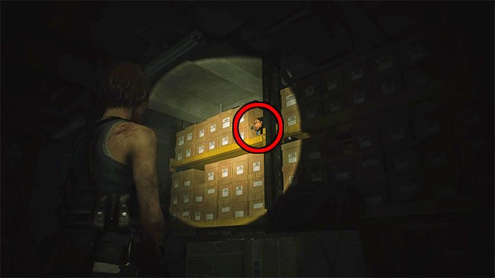 Figurka znajduje się w tym samym pomieszczeniu w budynku mieszkalnym w Downtown, co opisane powyżej dwa poprzednie sekrety - dziennik i sejf z ulepszeniem broni - Resident Evil 3: Śródmieście sekrety, znajdźki - Resident Evil 3 - poradnik do gry