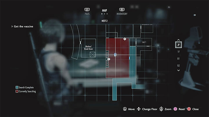 Dokument leży na łóżku w pomieszczeniu z urządzeniem używanym do zaliczenia zagadki z wytworzeniem szczepionki - Resident Evil 3: NEST 2 sekrety, znajdźki - Resident Evil 3 - poradnik do gry