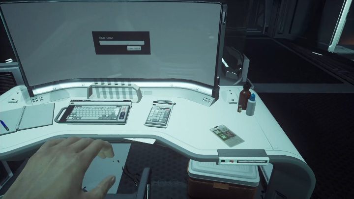 Po wyjściu z zalanego piętra dostaniesz się do pomieszczenia z kolorowymi rurami - Moons of Madness: Szklarnia, opis przejścia - Moons of Madness - poradnik do gry