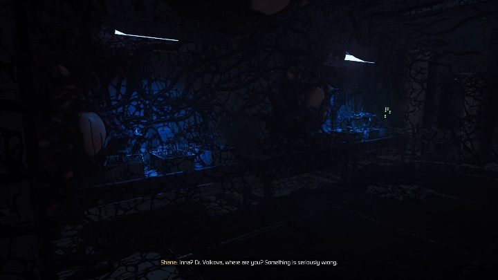 Zacznijmy od niebieskiej rury, aby się do niej dostać musisz pierw przejść przez ciemne pomieszczenie - Moons of Madness: Szklarnia, opis przejścia - Moons of Madness - poradnik do gry