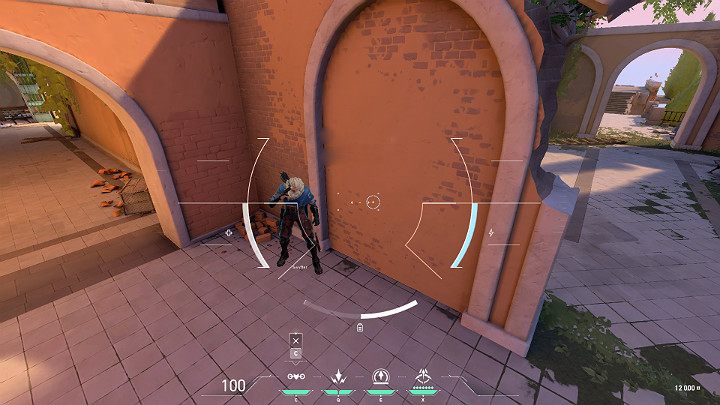 Jeśli w trakcie korzystania z umiejętności Sowi Dron zauważysz nieprzyjaciela możesz go oznaczyć, aby dać sygnał sojusznikom, gdzie szukać celów do wyeliminowania - Valorant: Sova (Inicjator), postać, umiejętności - Valorant - poradnik do gry