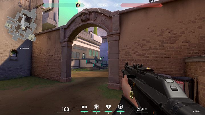 Na powyższym obrazku widać postać, która mierzy w kierunku A Lobby - przejścia, które prowadzi zarówno w stronę punktu podłożenia Spikea A, a także na Mida - Valorant: Ascent - mapa, callouts dla obrońców i atakujących - Valorant - poradnik do gry