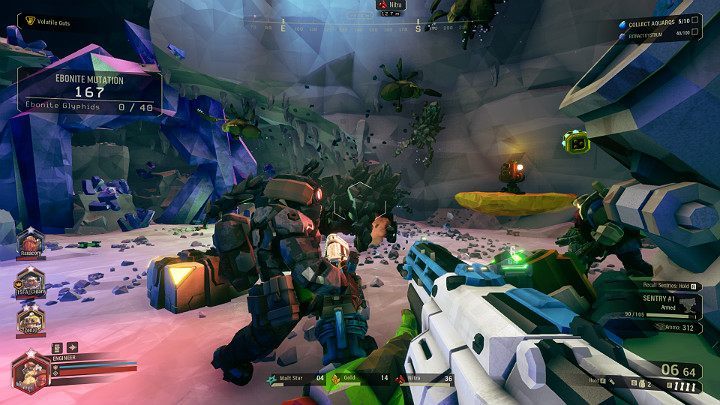 Skalnych przeciwników można zranić wyłącznie w zwarciu więc będziesz musiał walczyć wręcz i użyć kilofa - Deep Rock Galactic: Machine Events - jak aktywować i ukończyć? Nagrody - Deep Rock Galactic - poradnik do gry