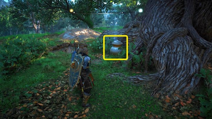 Obejdź drzewo i zbadaj urnę, a znajdziesz w środku nieco srebra - Assassins Creed Valhalla: Opowieść przekupnia relikwii - solucja, opis przejścia - Assassins Creed Valhalla - poradnik do gry