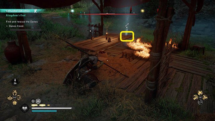 Zanim udasz się do celi, w której przetrzymywana jest garstka ludzi Guthruma upewnij się, że zebrałeś klucz ze stołu pod czerwonym zadaszeniem - Assassins Creed Valhalla: Upadek królestwa/Kingdoms End - solucja - Assassins Creed Valhalla - poradnik do gry