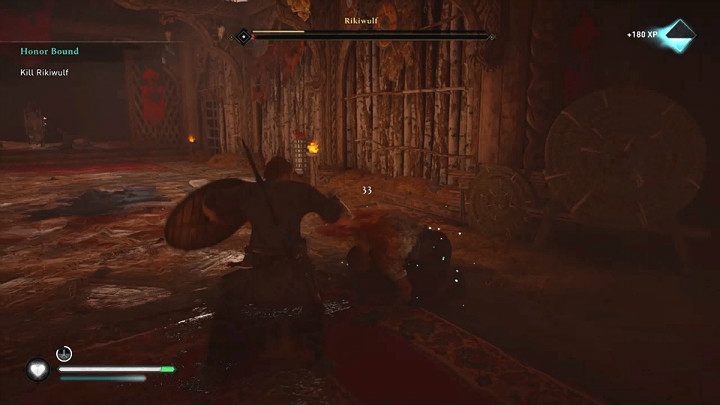 Wykorzystuj błędy przeciwnika, paruj jego ciosy i wykonuj szybkie kontry, a szybko powinieneś rozprawić się z pierwszym bossem w grze Assassins Creed Valhalla - Assassins Creed Valhalla: Więzy Krwi/Honor Bound - solucja, opis przejścia - Assassins Creed Valhalla - poradnik do gry