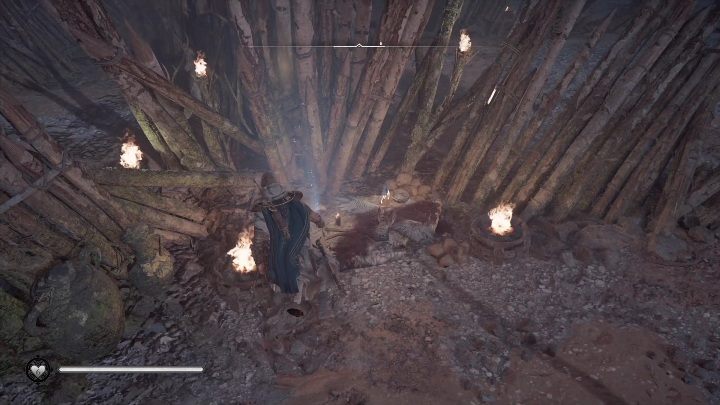 3 wskazówka: Na plaży na północny wschód od Aileach, zaraz obok drewnianych pali, koło których leży kilka martwych zwierząt - AC Valhalla Gniew Druidów: Dzieci Danu - lista, wszystkie wskazówki - Assassins Creed Valhalla - poradnik do gry