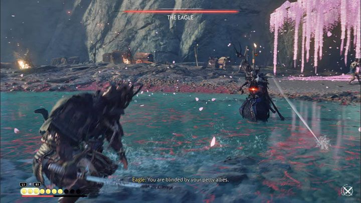 Przeciwniczka stosuje też ataki dystansowe rzucając w bohatera pojedynczymi pociskami - są to serie 3 ataków - Ghost of Tsushima Iki Island: Błogosławieństwo śmierci - solucja, opis przejścia - Ghost of Tsushima - poradnik do gry