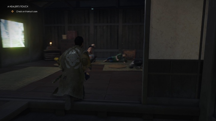Gdy ostatecznie dotrzecie do domu pobiegnij do chorego mężczyzny i sprawdź jego stan - Ghost of Tsushima: Uzdrowicielski dotyk (A Healers Touch) solucja - Ghost of Tsushima - poradnik do gry