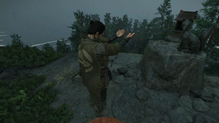 Lis czeka na Ciebie zaraz koło drogi, ciężko go ominąć - Ghost of Tsushima: Izuhara - kapliczki Inari, sekrety, znajdźki - Ghost of Tsushima - poradnik do gry