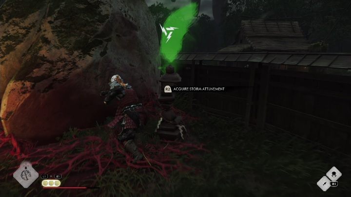 Po pokonaniu wszystkich przeciwników zbliż się do kapliczki z mocą burzy, wchłoń ją w swój miecz, aby móc zniszczyć totem - Ghost of Tsushima Legends: Zasłona między światami - solucja, opis przejścia - Ghost of Tsushima - poradnik do gry