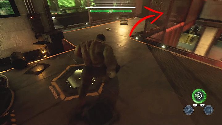 Gdy dojdziesz do piętra opisanego jako windy towarowe (freight lift) wskocz nieco wyżej, ale zamiast przeskakiwać do kolejnego pomieszczenia po lewej, odwróć się w prawą stronę - Marvels Avengers: W poszukiwaniu Olimpii - sekrety, znajdźki - Marvels Avengers - poradnik do gry