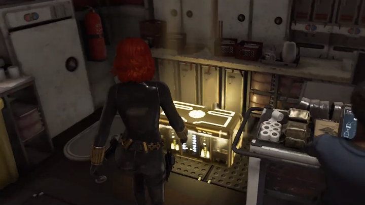 W pomieszczeniu, w którym przebywają żołnierze SHIELD i handlarze znajdziesz złotą skrzynię, a w niej losowy komiks - Marvels Avengers: Avenger na zawsze - sekrety, znajdźki - Marvels Avengers - poradnik do gry