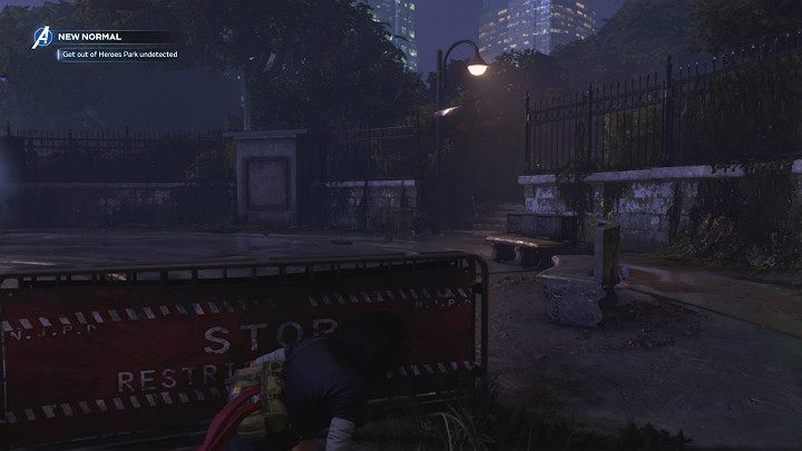 Wyjdź zza barierki i przejdź za betonowe ławki z prawej strony, a następnie w prawo po schodkach do parku - Marvels Avengers: Nowa codzienność/New normal - solucja, opis przejścia - Marvels Avengers - poradnik do gry