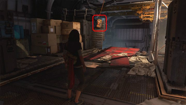 Wskocz wyżej, zlokalizuj kolejną konsolę sterowniczą i aktywuj następną przesuwną platformę, dzięki której przeskoczysz na drugą stronę tej lokacji - Marvels Avengers: Droga powrotna/The road back - solucja, opis przejścia - Marvels Avengers - poradnik do gry