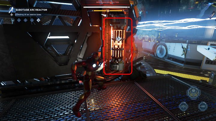 Po wejściu do laboratorium będziesz musiał skupić się na zniszczeniu wszystkich czterech rdzeni reaktora łukowego, aby nie dopuścić do zniszczenia miasta - Marvels Avengers: Samotnie przeciwko AIM/Alone against AIM - solucja - Marvels Avengers - poradnik do gry