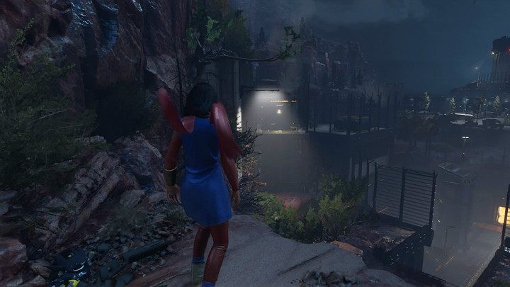 Zanim zaczniesz iść w stronę głównego znacznika odwróć się w lewą stronę, weź rozbieg, wyskocz i złap się gałęzi, by dolecieć do poprzeczki, za pomocą której dostaniesz się do małej platformy - Marvels Avengers: Samotna walka/To stand alone - solucja, opis przejścia - Marvels Avengers - poradnik do gry