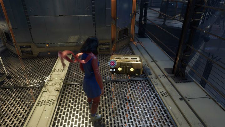 Znajdziesz tutaj dobrze ukrytą złotą skrzynię, a w niej specjalne zasoby i co najmniej jeden przedmiot lepszej jakości - Marvels Avengers: Samotna walka/To stand alone - solucja, opis przejścia - Marvels Avengers - poradnik do gry