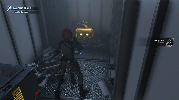 Rozbij małe kontenery z zasobami, a znajdziesz za nimi dobrze ukrytą złotą skrzynię - Marvels Avengers: Samotna walka/To stand alone - solucja, opis przejścia - Marvels Avengers - poradnik do gry