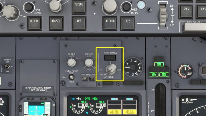 Ustawcie hamulce Auto Brake na pozycję RTO (Rejected Take Off) - PMDG 737: Cold Start i plan lotu w FMC - Microsoft Flight Simulator 2020 - poradnik do gry