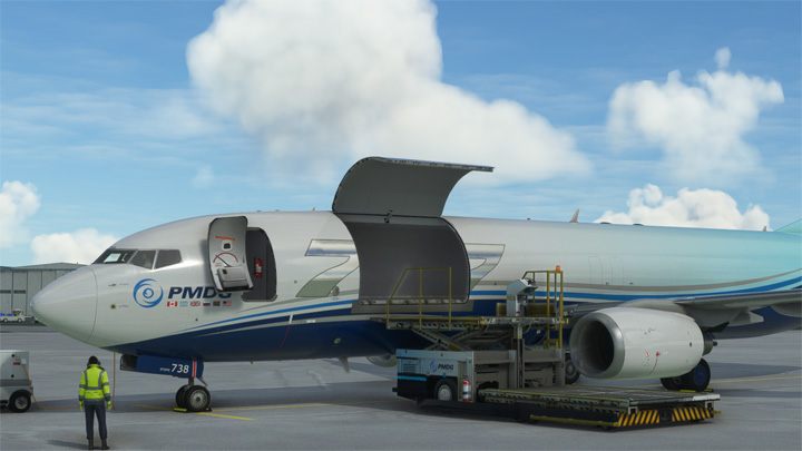 Ponadto PMDG 737-700 i 800 mają jeszcze wersje cargo oraz biznesową, z zupełnie inaczej wymodelowanym wnętrzem oraz osobnym zestawem skórek - PMDG 737: Czym się różnią wersje 737-600, 737-700 i 737-800? - Microsoft Flight Simulator 2020 - poradnik do gry