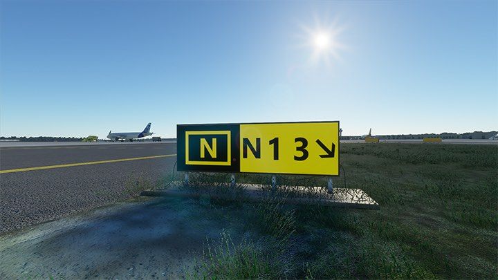 Jesteś na drodze N. Skręć w prawo, by trafić do dróg N1 i N3. - Flight Simulator: Kołowanie na pas startowy (Taxi) - Microsoft Flight Simulator 2020 - poradnik do gry