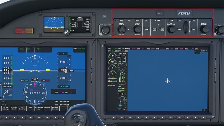 Planem lotu oraz mapą steruje się z kolei panelem dotykowym poniżej głównych wyświetlaczy - Flight Simulator: Autopilot - programowanie, używanie - Microsoft Flight Simulator 2020 - poradnik do gry