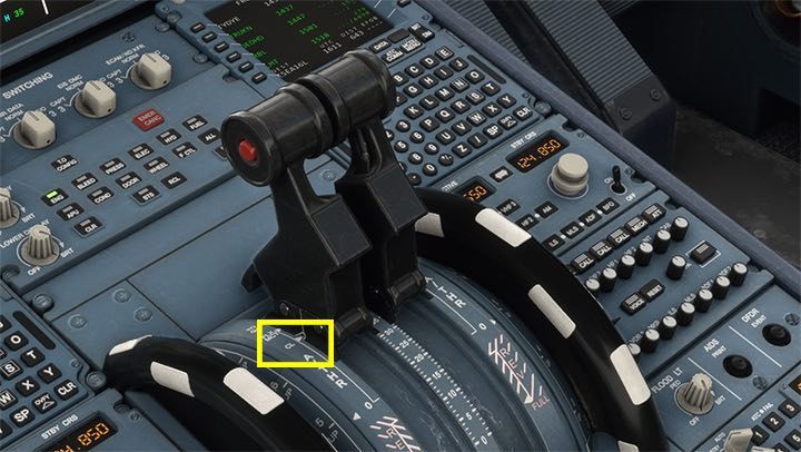 Po włączeniu autopilota i schowaniu klap należy przełączyć przepustnicę z maksymalnej mocy TOGA na pozycję CL (Climb) - Flight Simulator: Samolot pasażerski - kołowanie i start - Microsoft Flight Simulator 2020 - poradnik do gry